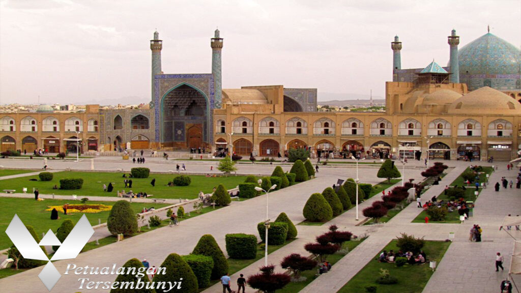 Wisata Iran: Mengenal Lebih Dekat
